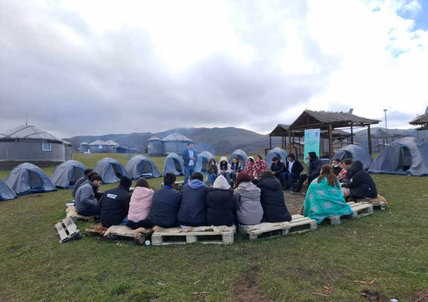 “Yaşıl Səhnə İşığında Fərqlilik Yarat” layihəsi başa çatıb