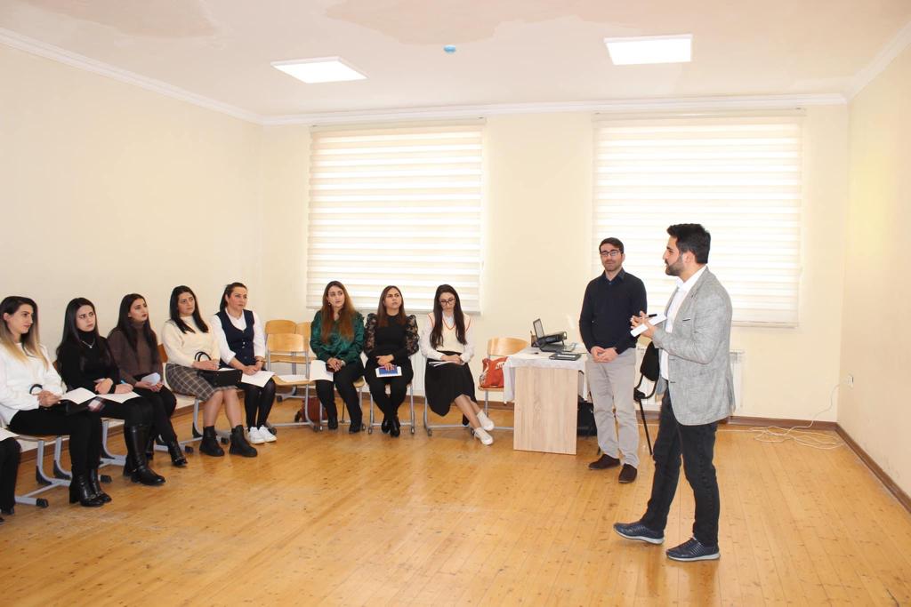 "Peşəkar Müəllim" mərhələsinin növbəti mərhələsi uğurla başa çatdı