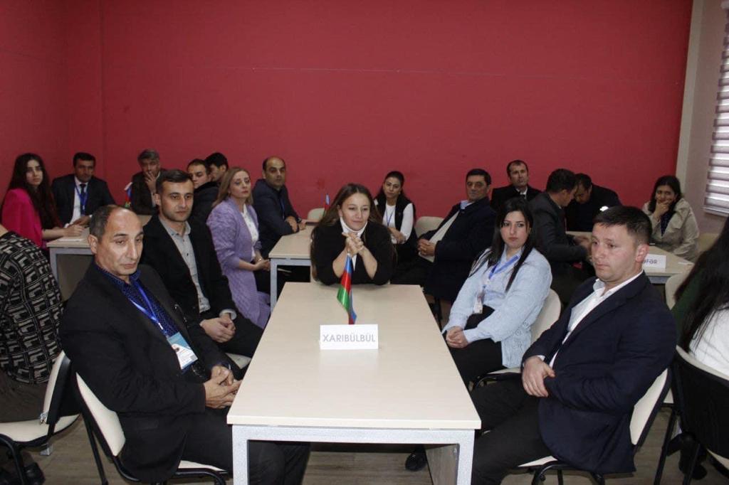 Müəllimlər arasında "Peşəkar müəllim" layihəsi çərçivəsində “Xəmsə” milli intellektual oyunu təşkil edilmişdir.